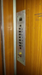 Ладожская, лифт, 2016 год